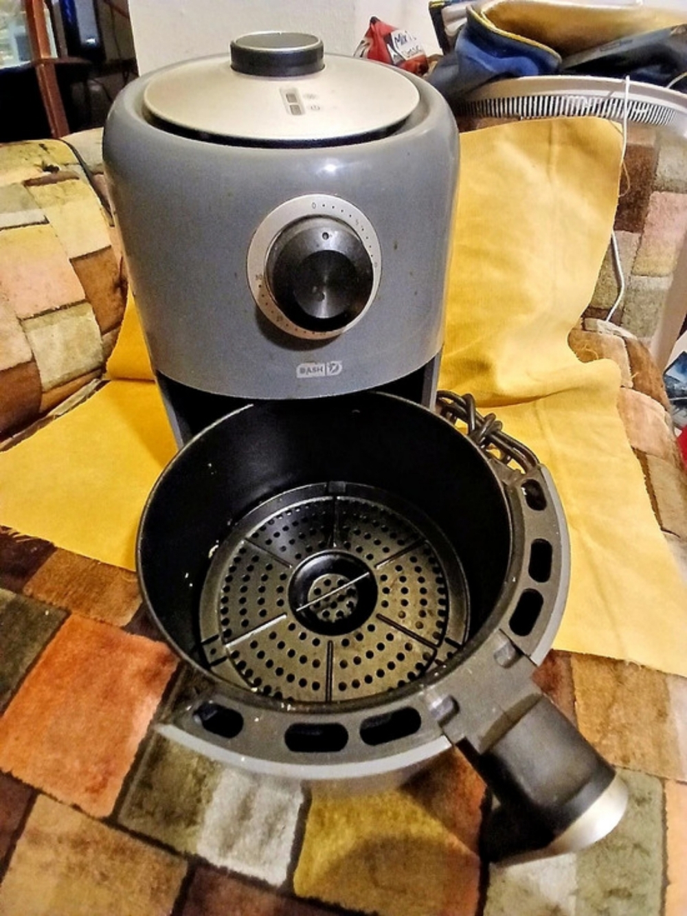 Dash Deluxe Air Fryer 3 Qt Gray